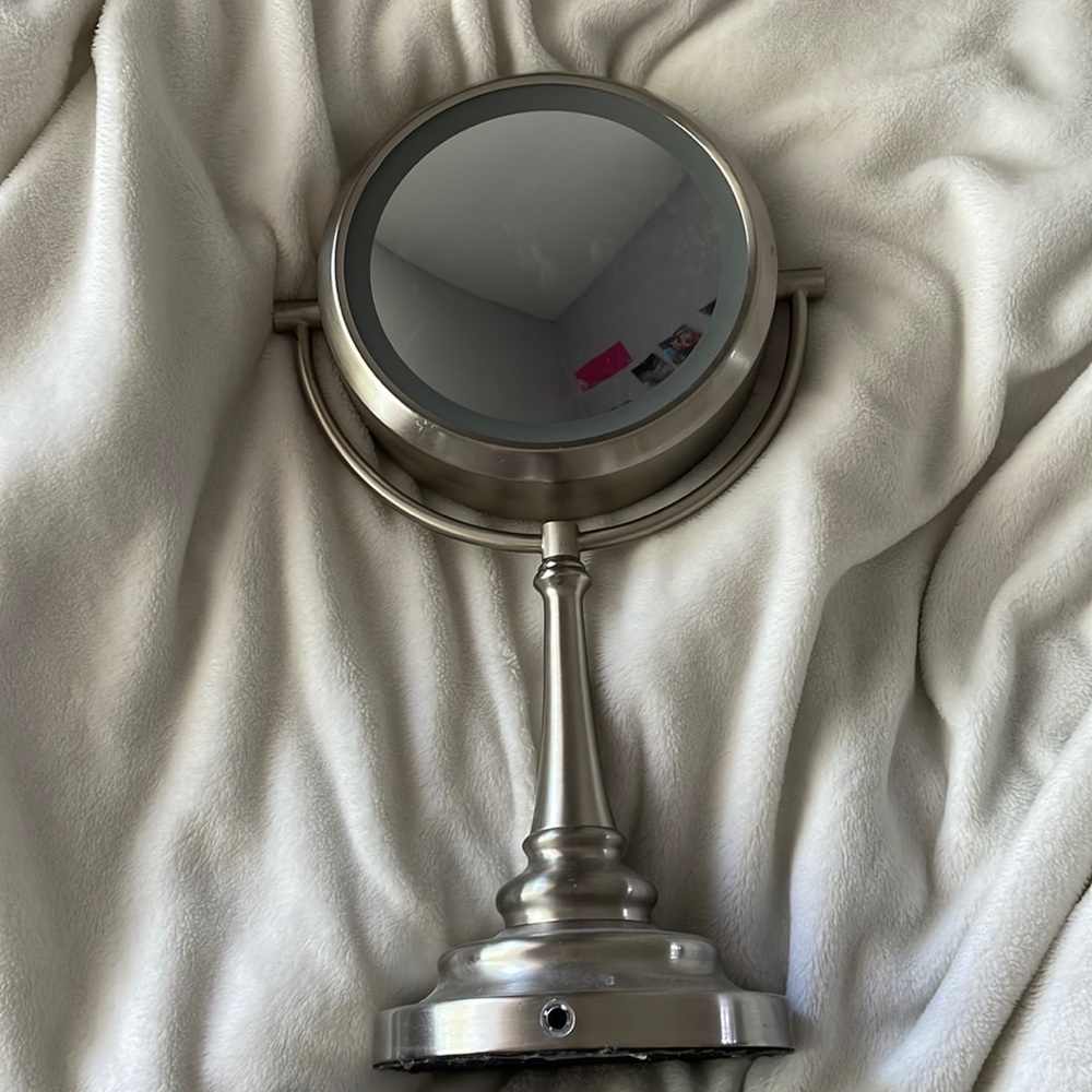 Two Mirror Vanity Mirror